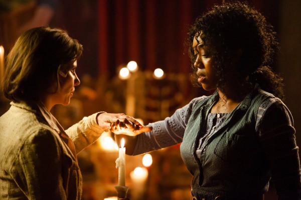 DOMINION -- "Mouth of the Damned" Episode 202 -- Pictured: Alicia Fox as Harper -- (Photo by: Ilze Kitshoff/Syfy)