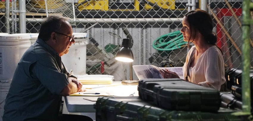 COLONY -- "Blindspot" Episode 104 -- Pictured: (l-r) Paul Guilfoyle as Quayle, Sarah Wayne Callies as Katie Bowman -- (Photo by: Danny Feld/USA Network)