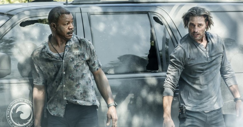 COLONY -- "Broussard" Episode 107 -- Pictured: (l-r) Carl Weathers as Beau, Josh Holloway as Will Bowman -- (Photo by: Isabella Vosmikova/USA Network)