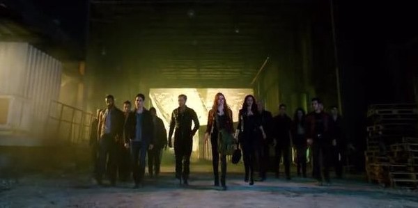 Clary leads the Downworlder alliance to rescue Meliorn