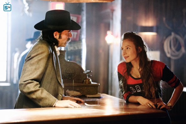Doc and Waverly at Shorty's. Image from spoilertv.com