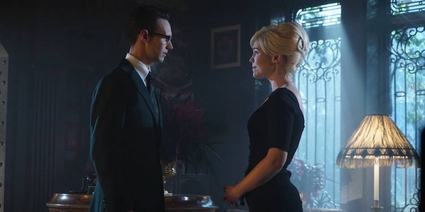GOTHAM: L-R: Cory Michael Smith and Chelsea Spack in the “Mad City: Red Queen” episode of GOTHAM airing Monday, Oct. 31 (8:00-9:01 PM ET/PT) on FOX. ©2016 Fox Broadcasting Co. Cr: Nicole Rivelli/FOX.