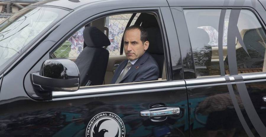 COLONY -- "Ronin" Episode 213 -- Pictured: Peter Jacobson as Proxy Alan Snyder -- (Photo by: Jack Zeman/USA Network)