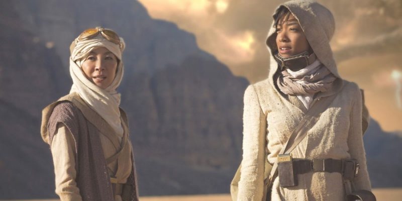Pictured (l-r): Michelle Yeoh as Captain Philippa Georgiou;  Sonequa Martin-Green as First Officer Michael Burnham. STAR TREK: DISCOVERY coming to CBS All Access. Photo Cr: Dalia Naber.  © 2017 CBS Interactive. All Rights Reserved.